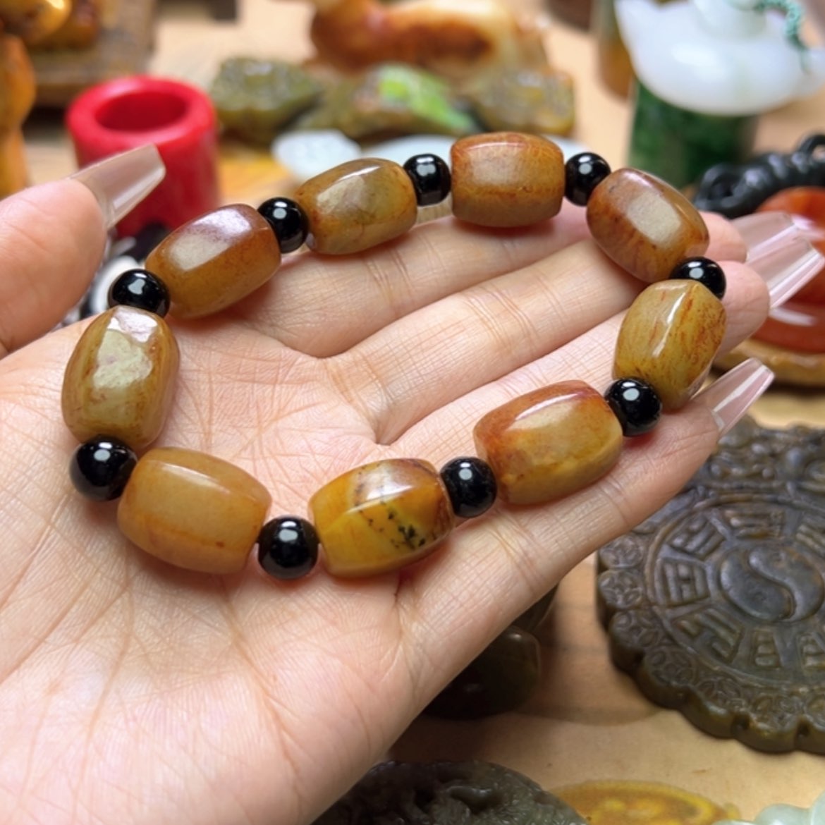 【闪购商品】蛇纹石玉颈饰未镶嵌