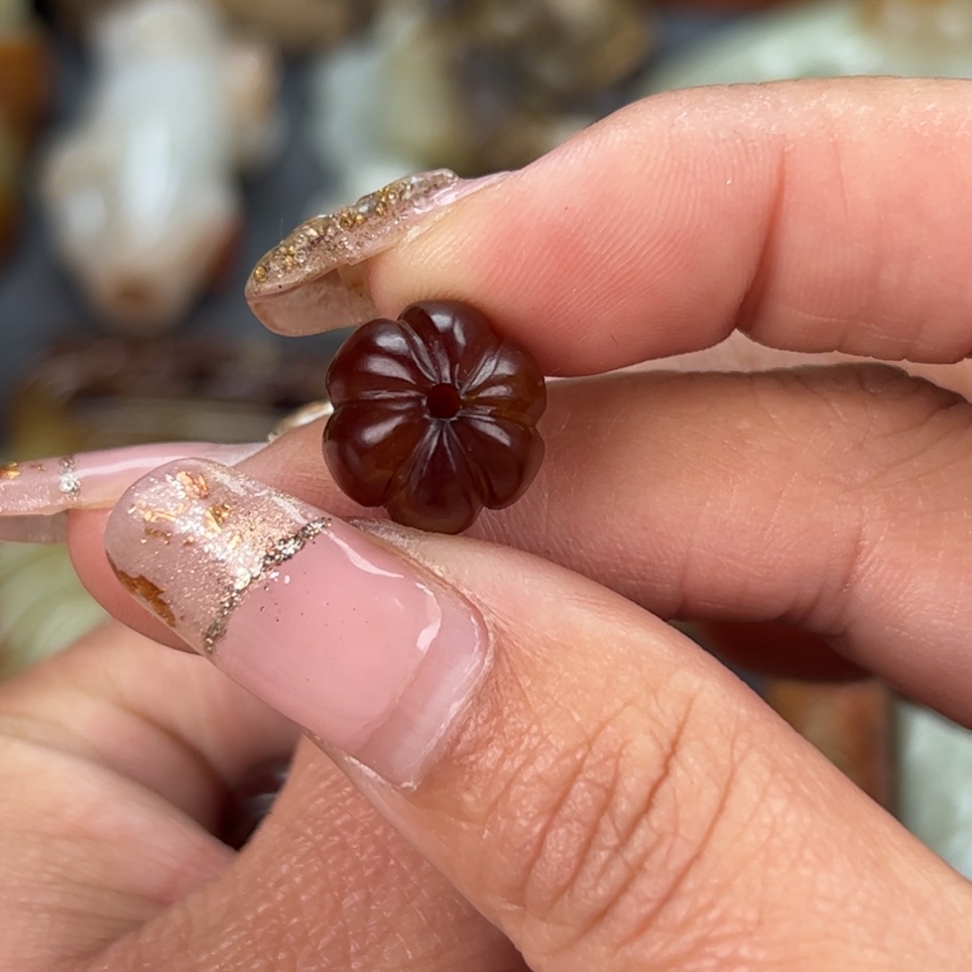 和田玉（糖玉）颈饰未镶嵌