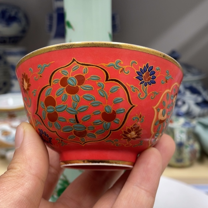 陶瓷百****长红釉杯子一个