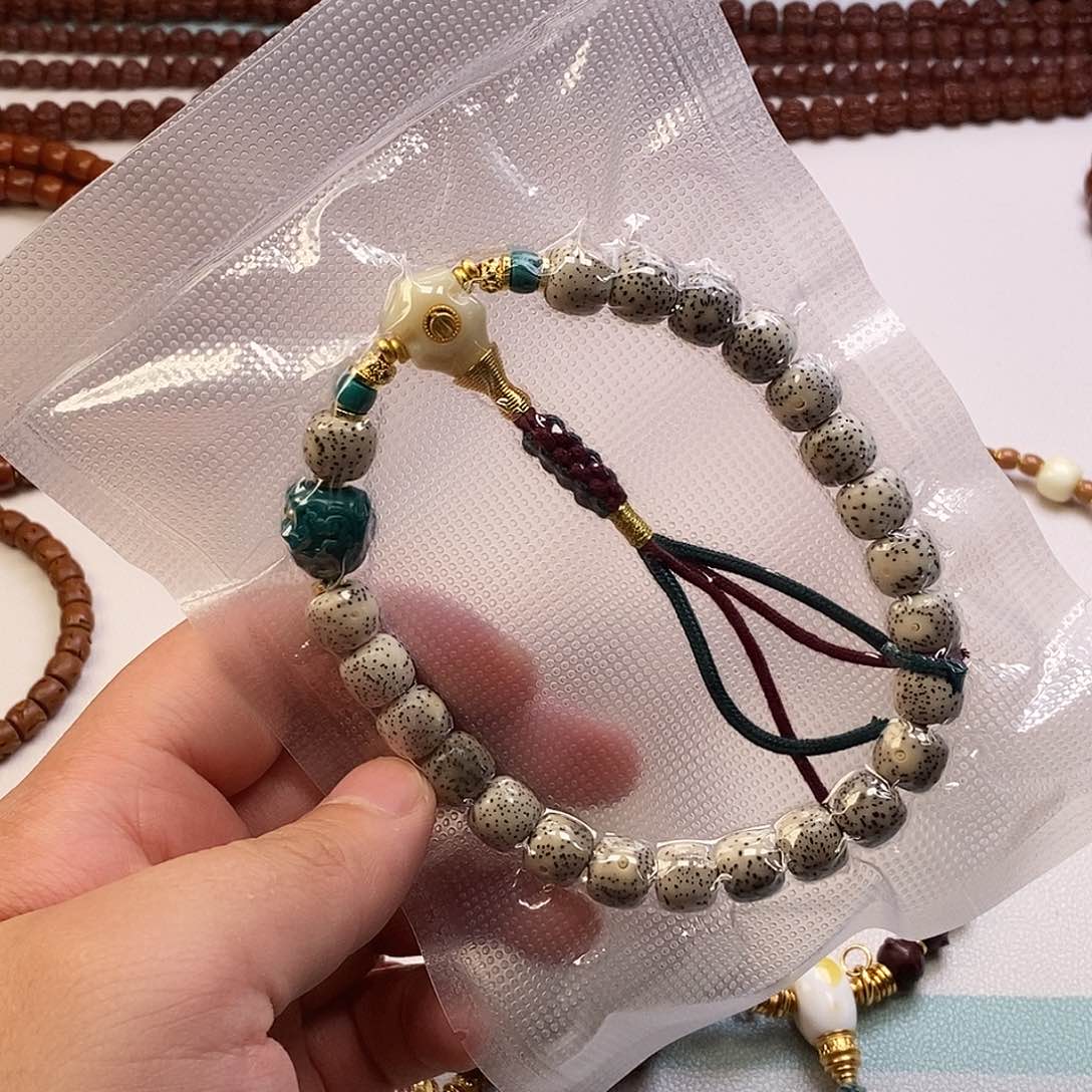 星月菩提吊坠。。。。。。。。。