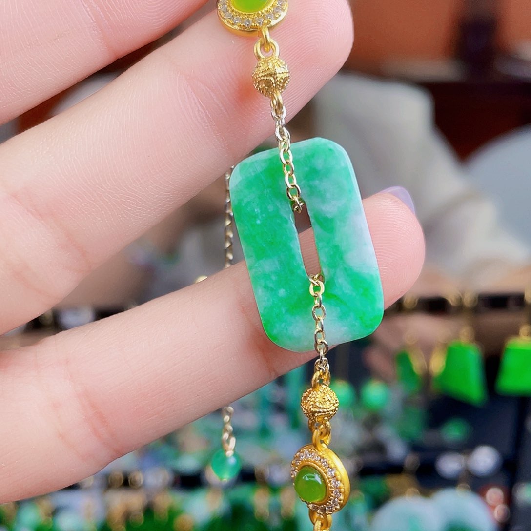 翡翠未镶嵌耳饰饰品