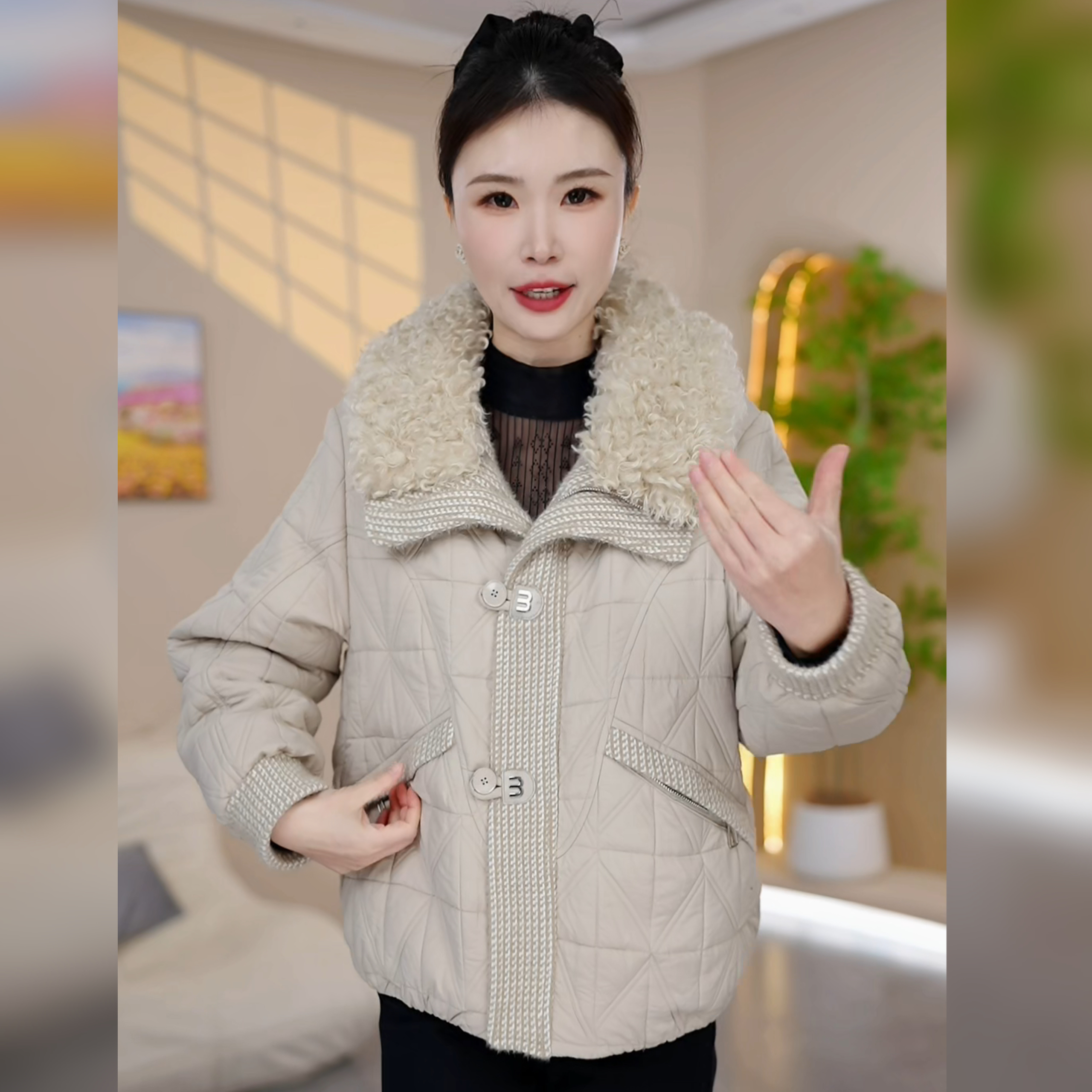 冬季新款2025年短款女士韩版时尚加厚款上衣女冬季长袖棉服短外套