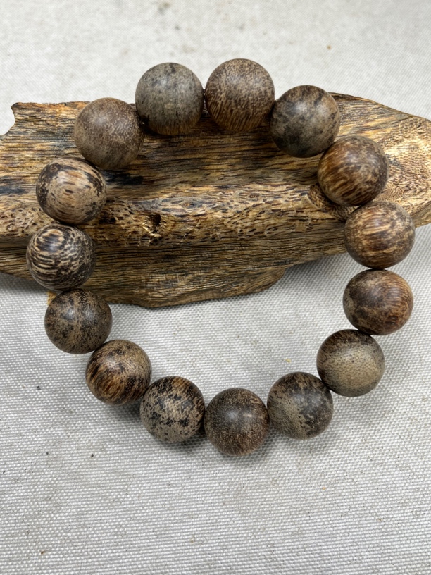 惠安系菩萨奇沉香圆珠单圈卡15-23克多样性发一条