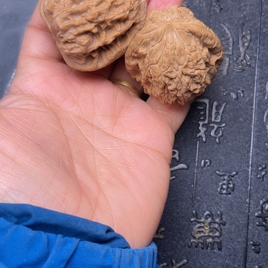 吊坠文玩核桃宝雪