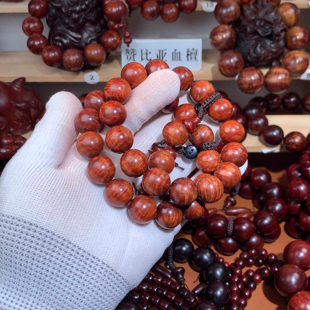 用***3染料紫檀（血檀）1.5龙胆水波-多样性发其一