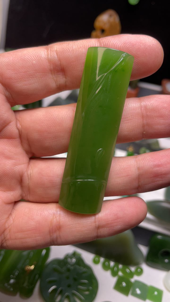 和田玉碧玉冰底竹排吊坠