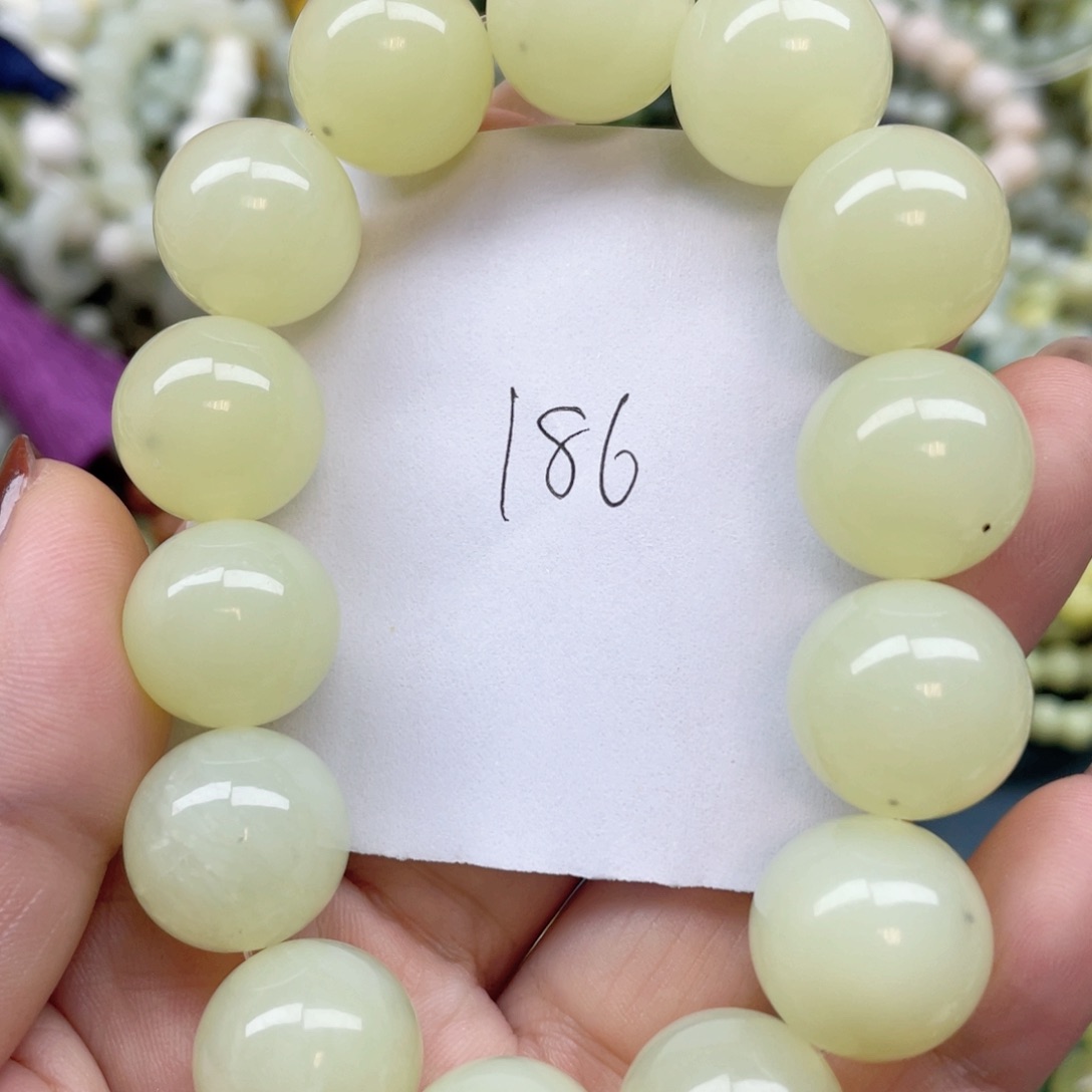 未镶嵌蛇纹石玉手链