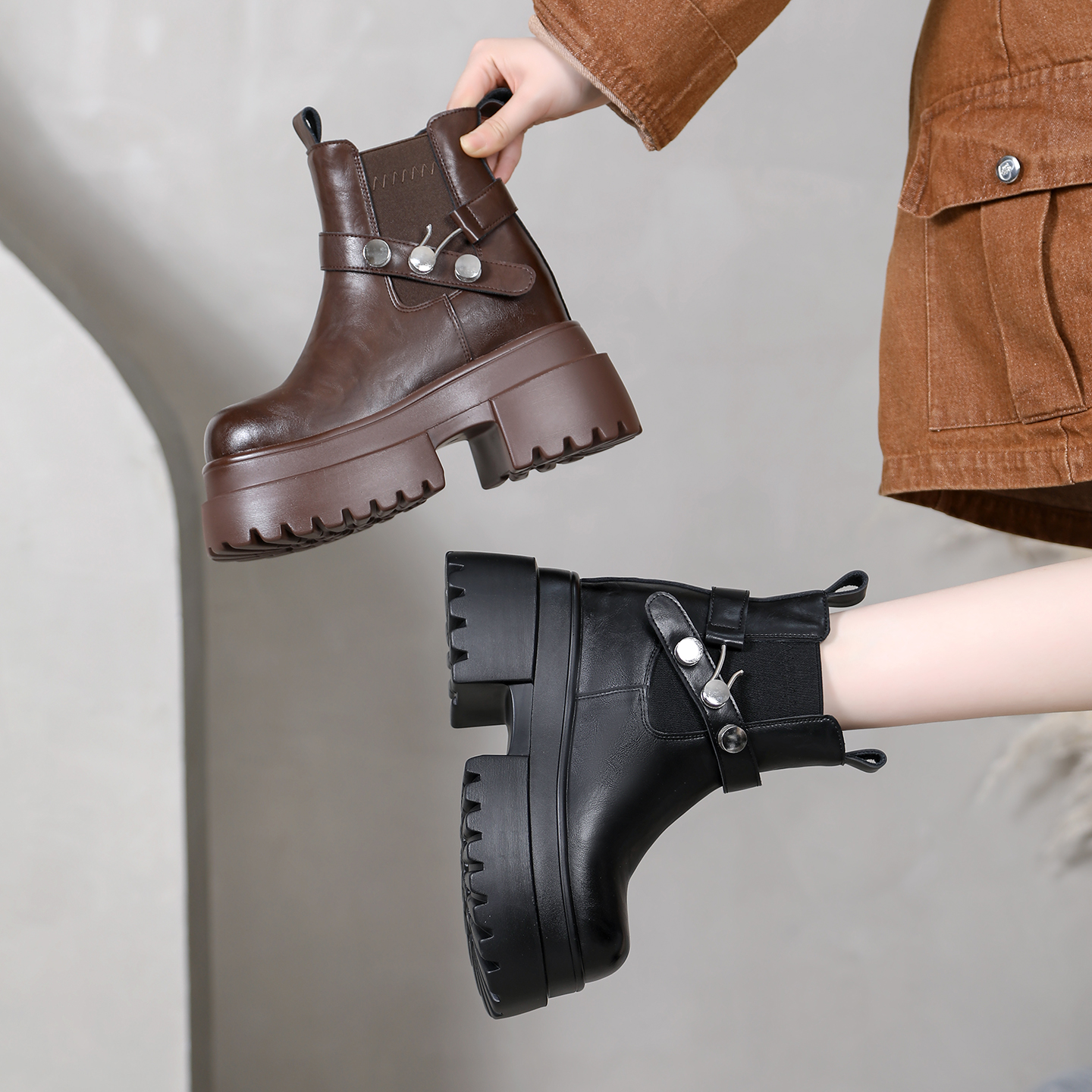 2025新款厚底12CM粗跟增高套筒短靴女马丁靴小个子皮带扣女靴子