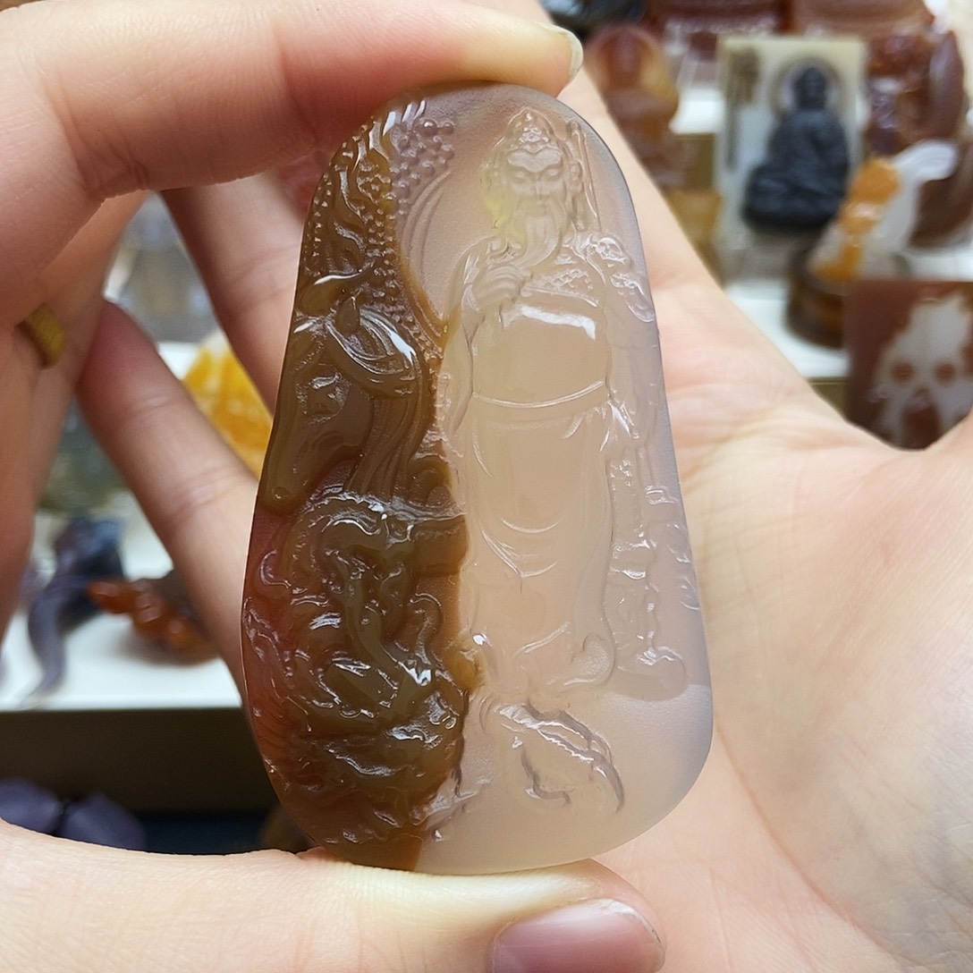 笼***卡玛瑙/玉髓未镶嵌颈饰