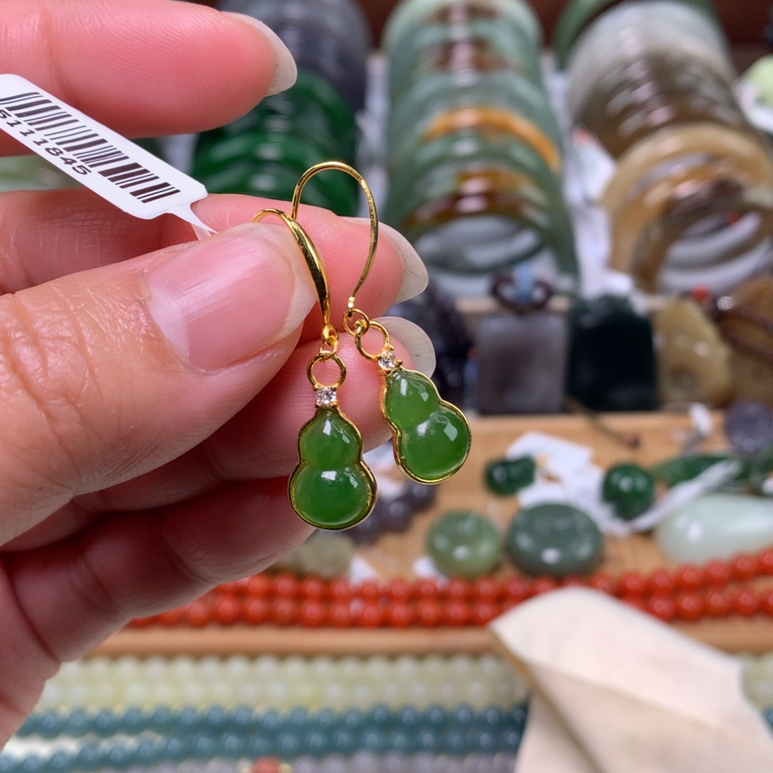 和田玉（碧玉）银S925镶嵌耳饰