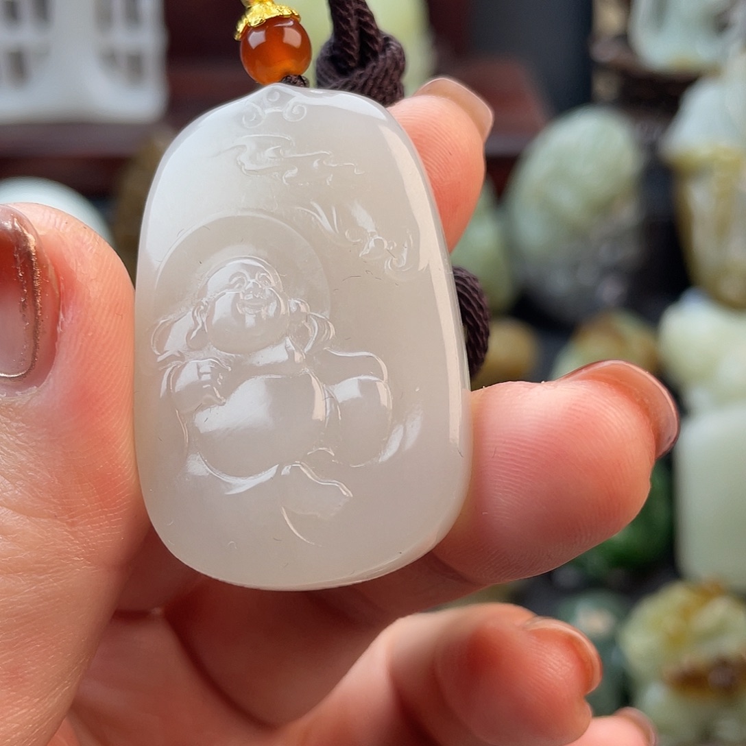 和田玉颈饰未镶嵌