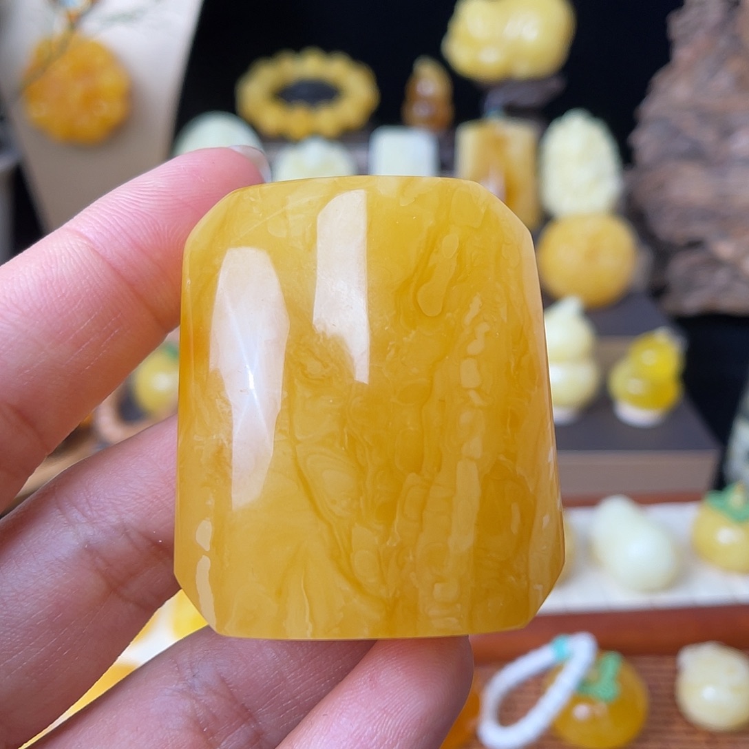 琥珀未镶嵌珠宝奇石花粉