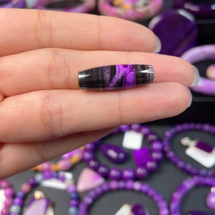 苏纪石（舒俱来）丝绒桶珠未镶嵌