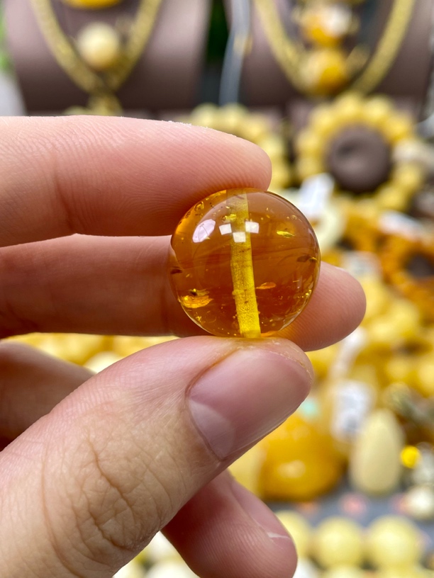 17mm福利瑕疵特色花珀.亿熙珠宝.天然原矿琥珀蜜蜡