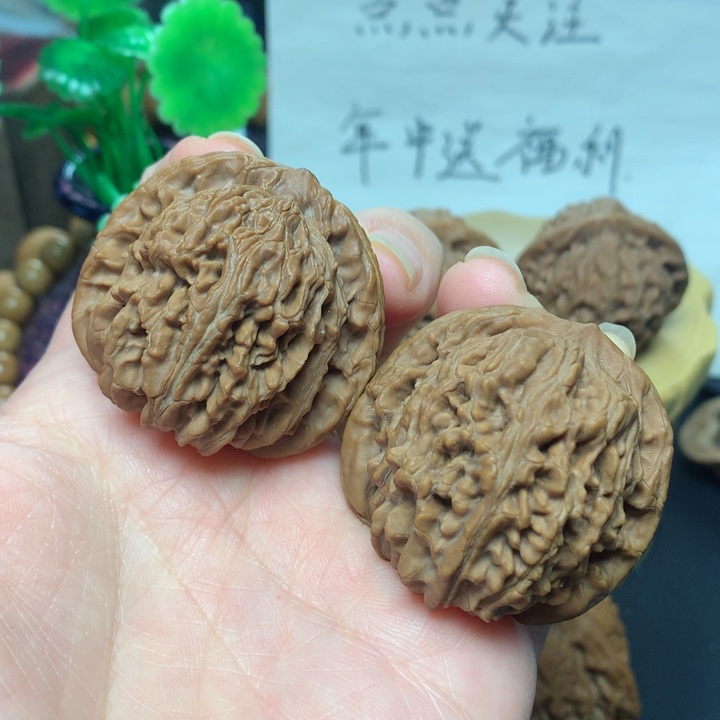 桃核把件山地楼子40