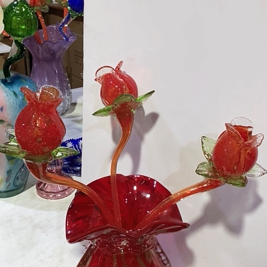 琉璃花瓶高45厘米宽9