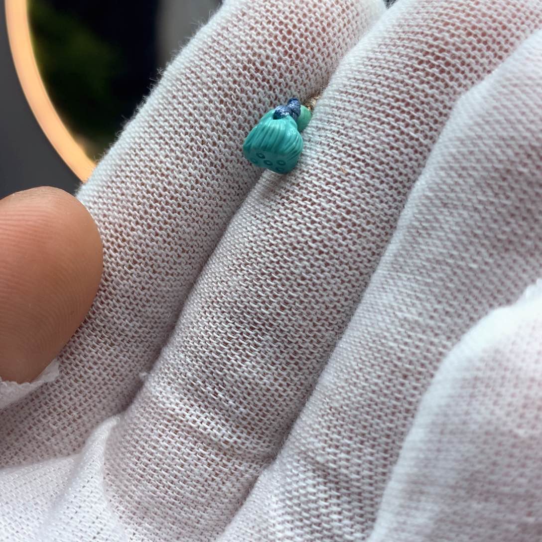 绿松石未镶嵌挂件