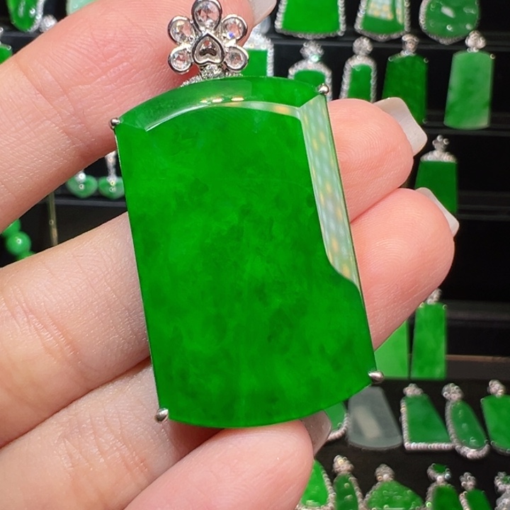 翡翠吊坠(不含链)未镶嵌