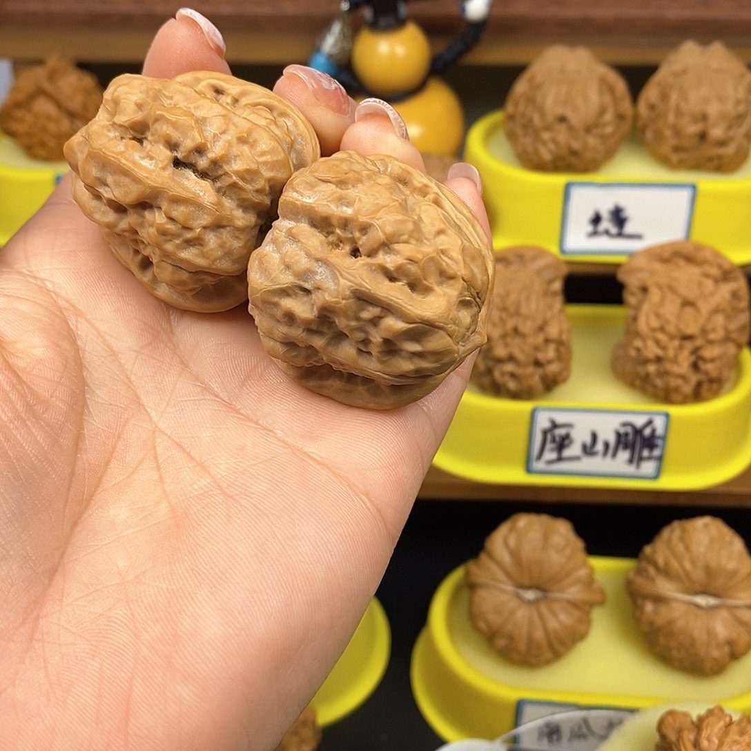 核桃蛤蟆头 文玩/木作/... 文玩把件