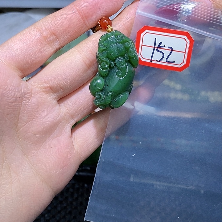 和田玉和田玉边角料随机发未镶嵌