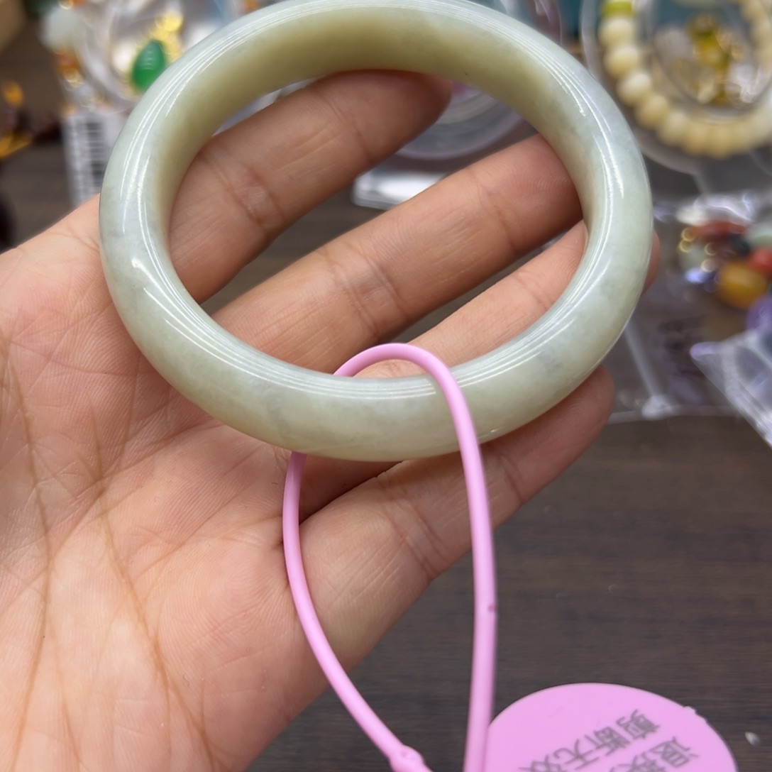 和田玉未镶嵌手镯59.5圈围444