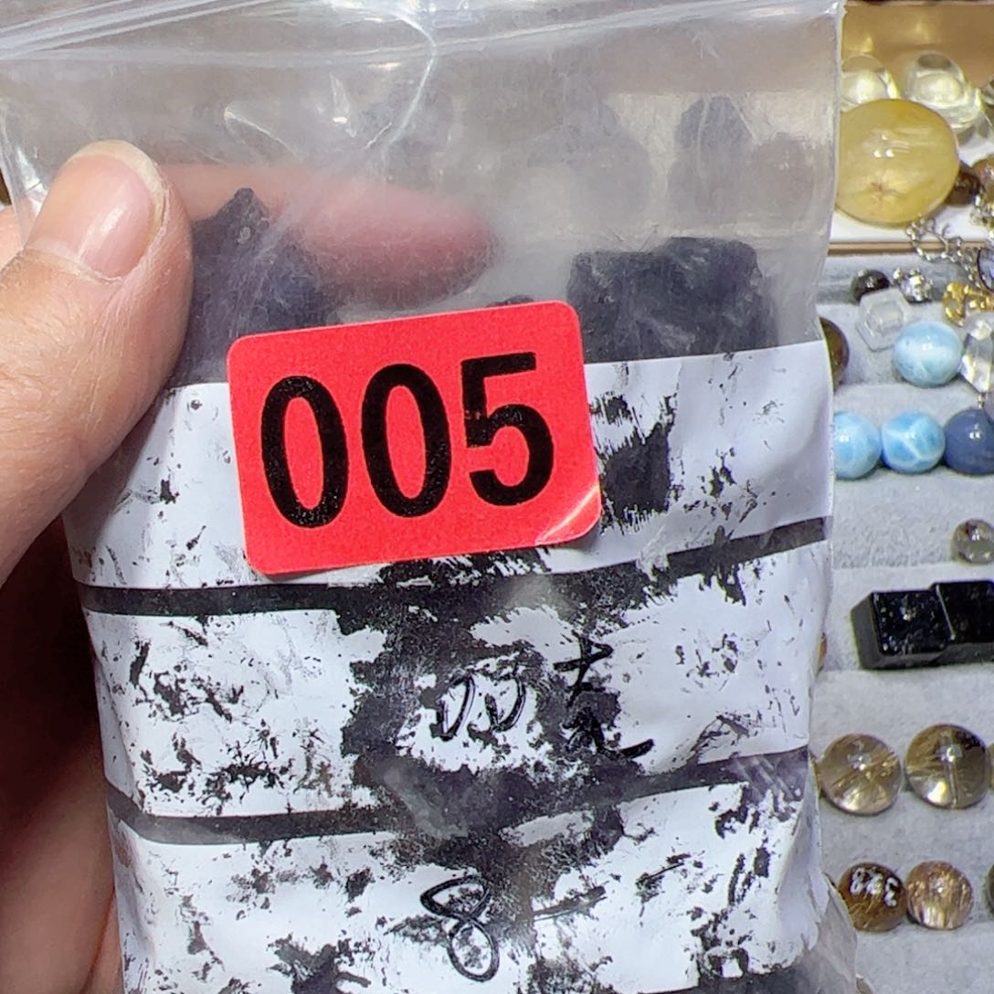 水晶颈饰未镶嵌天然