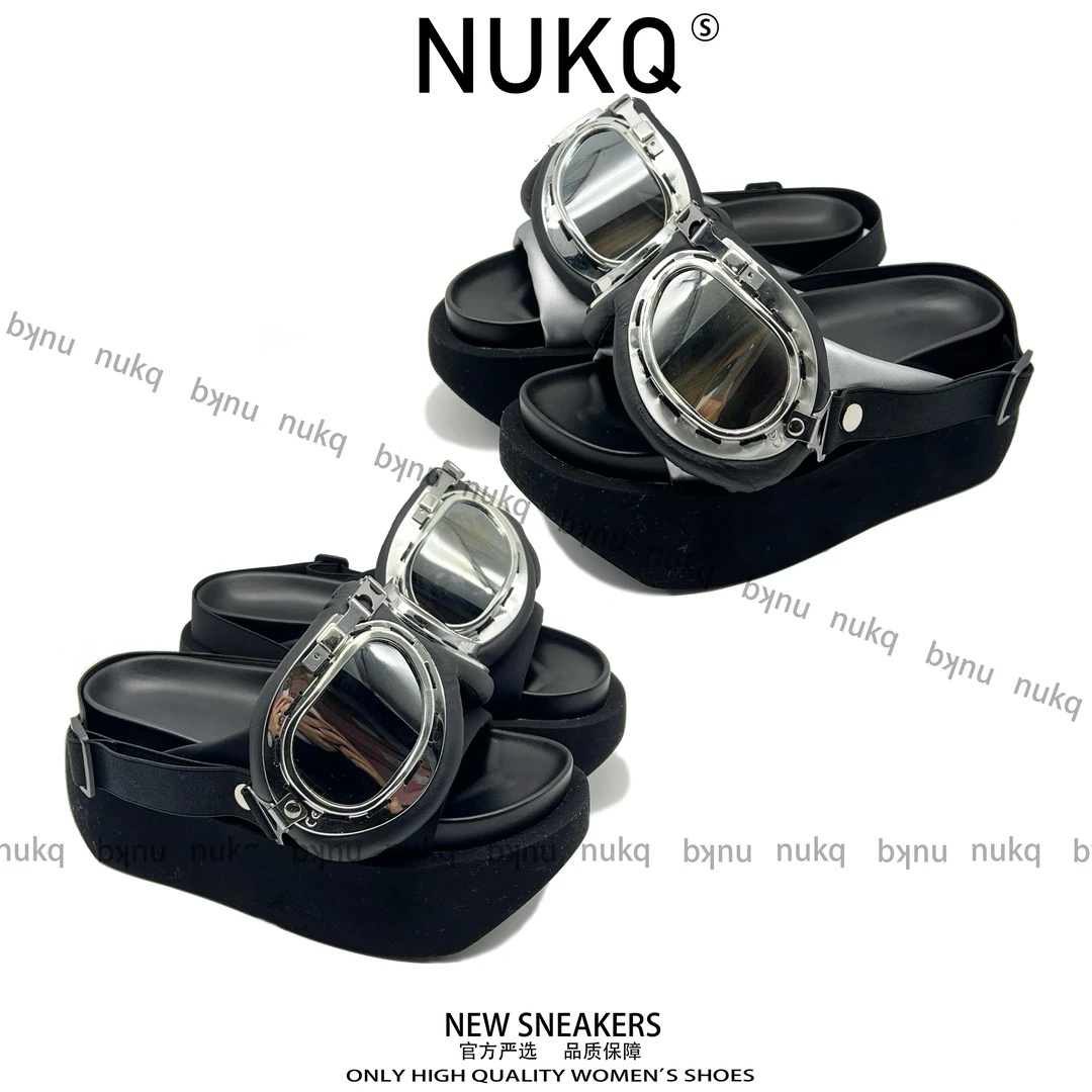 机车【NUKQ】2025年春夏新款小众设计厚底时尚朋克拖鞋