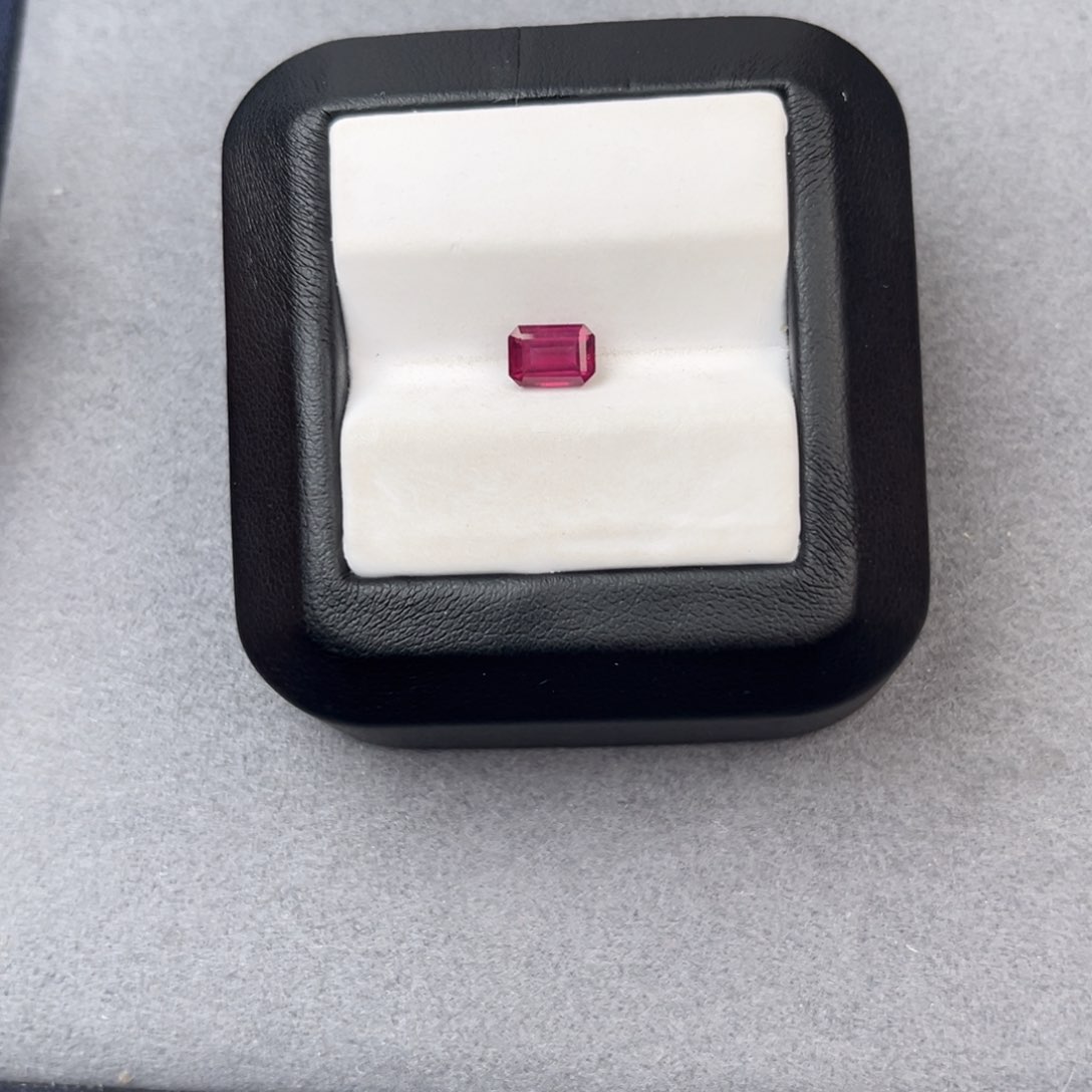 石榴石珠宝半成品未镶嵌天然1.2CT