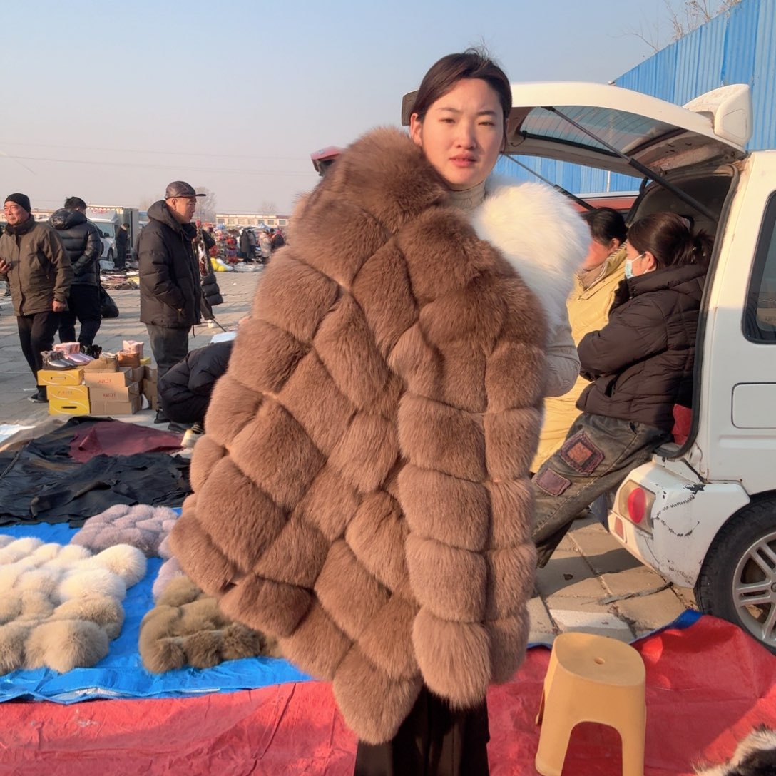 直播间下单狐狸毛外套
