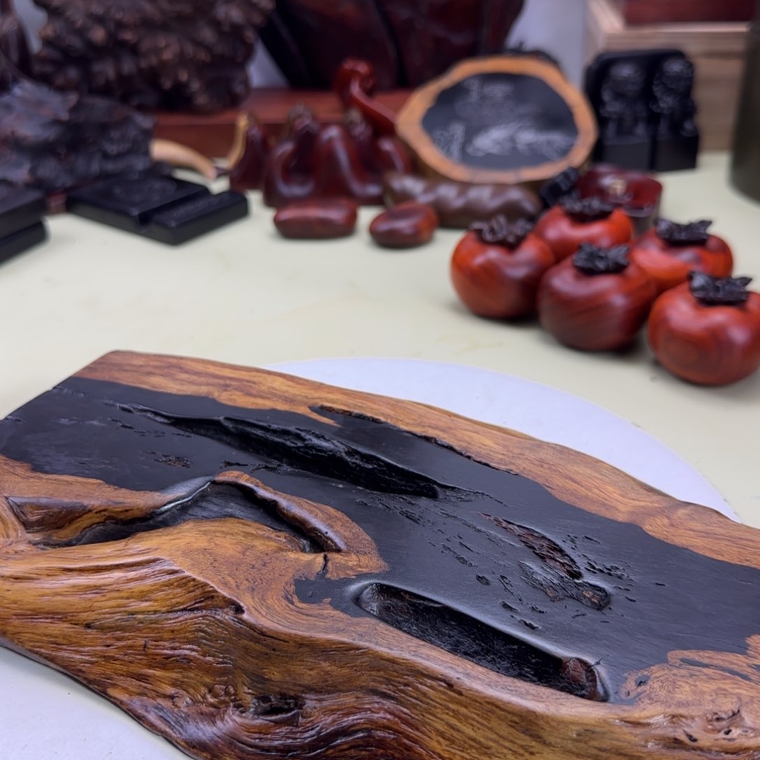 大果紫檀（缅甸花梨）沁*