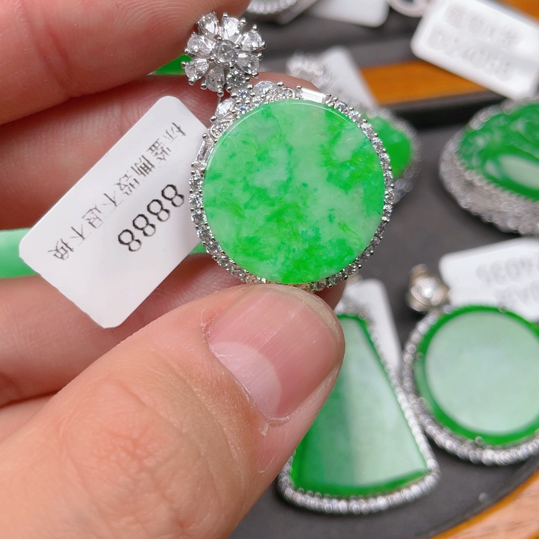 【闪购商品】翡翠吊坠(不含链)银S925镶嵌
