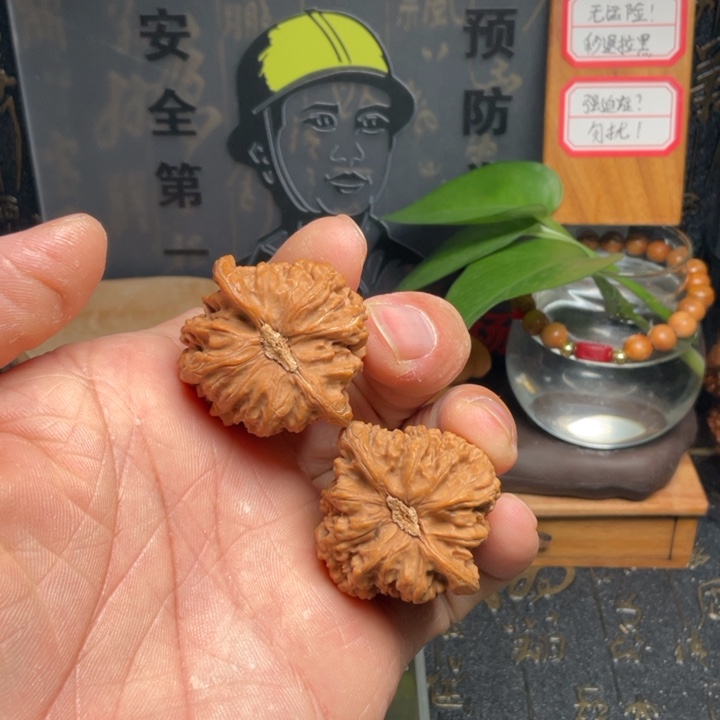 吊坠文玩核桃密纹36全品