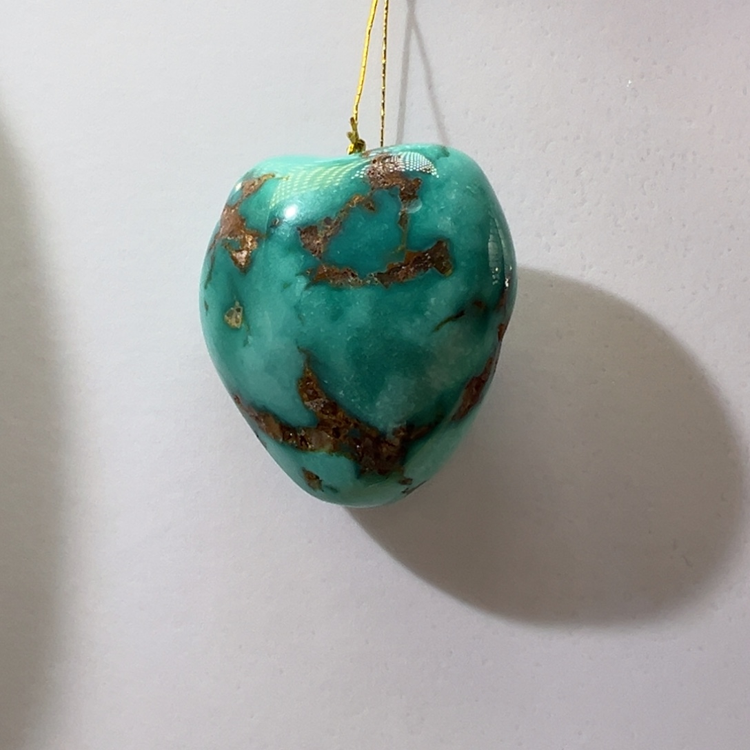 绿松石未镶嵌挂件