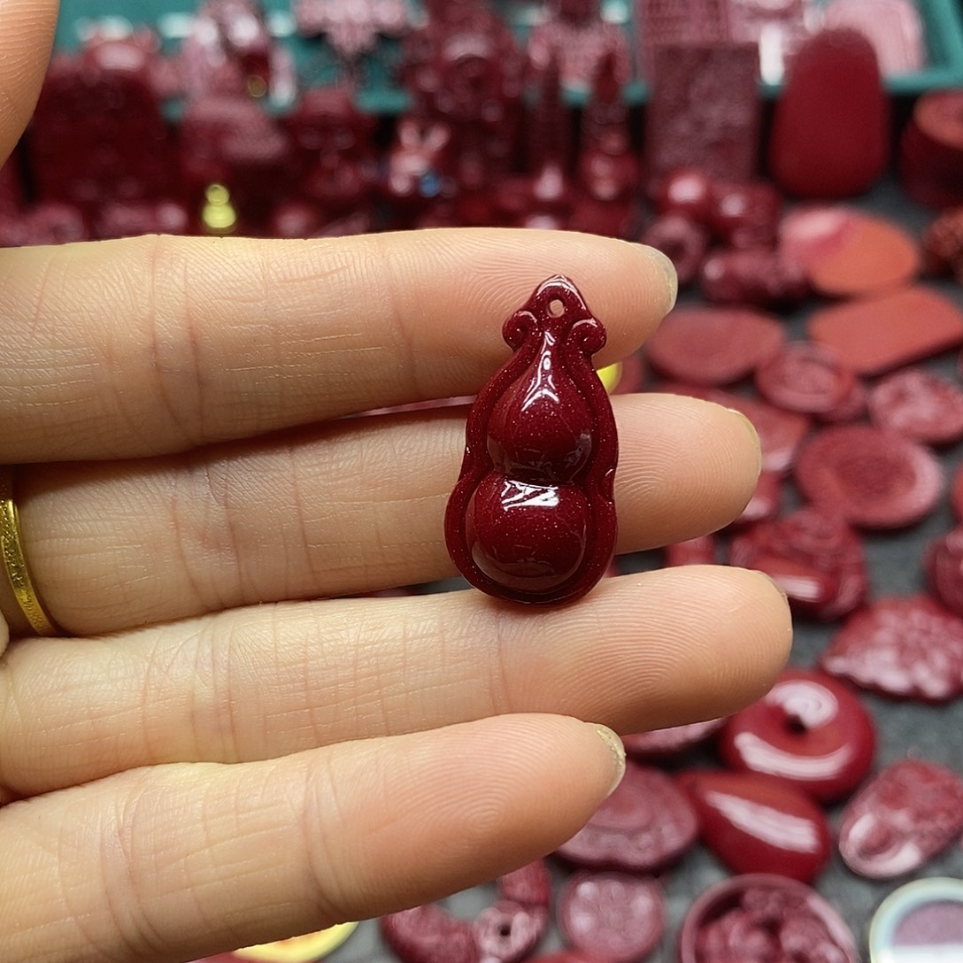 天然辰砂朱砂吊坠