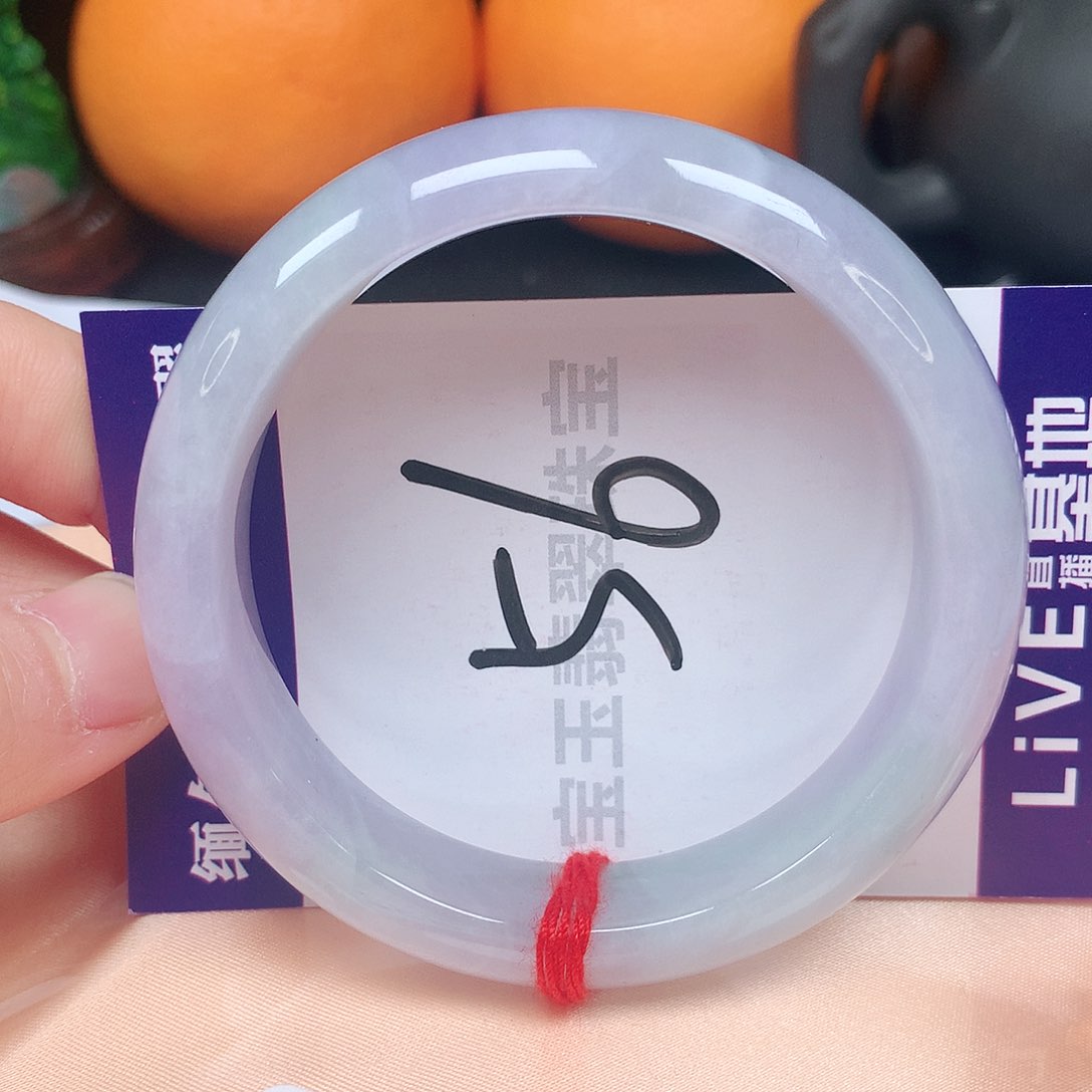 翡翠手镯未镶嵌56圈口