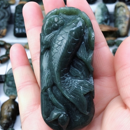 未镶嵌和田玉把件