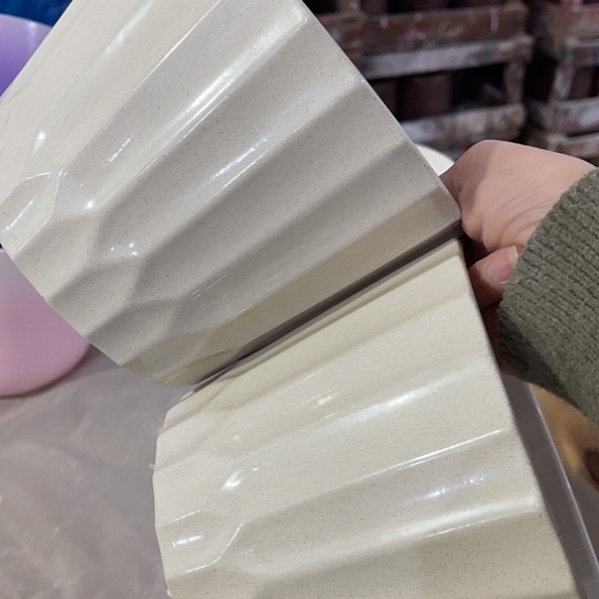 多肉绿植陶瓷花盆9.9包邮，有孔