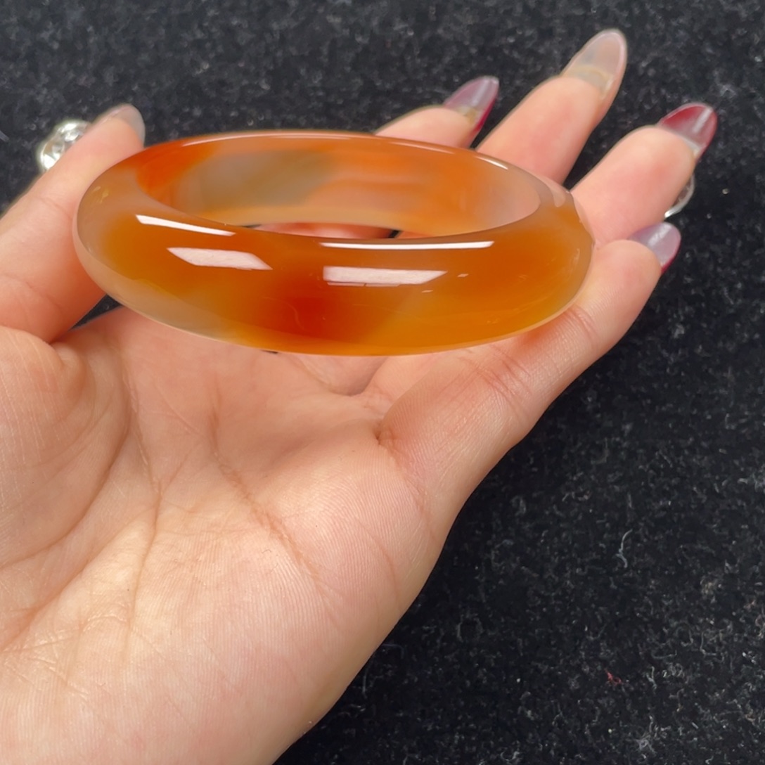 玛瑙/玉髓手镯未镶嵌