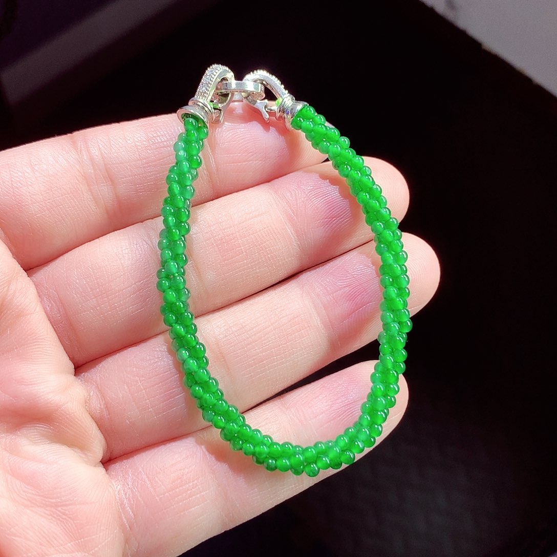 翡翠手链未镶嵌天然翡翠手链未镶嵌