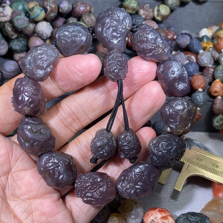 未镶嵌玛瑙/玉髓珠宝奇石心*