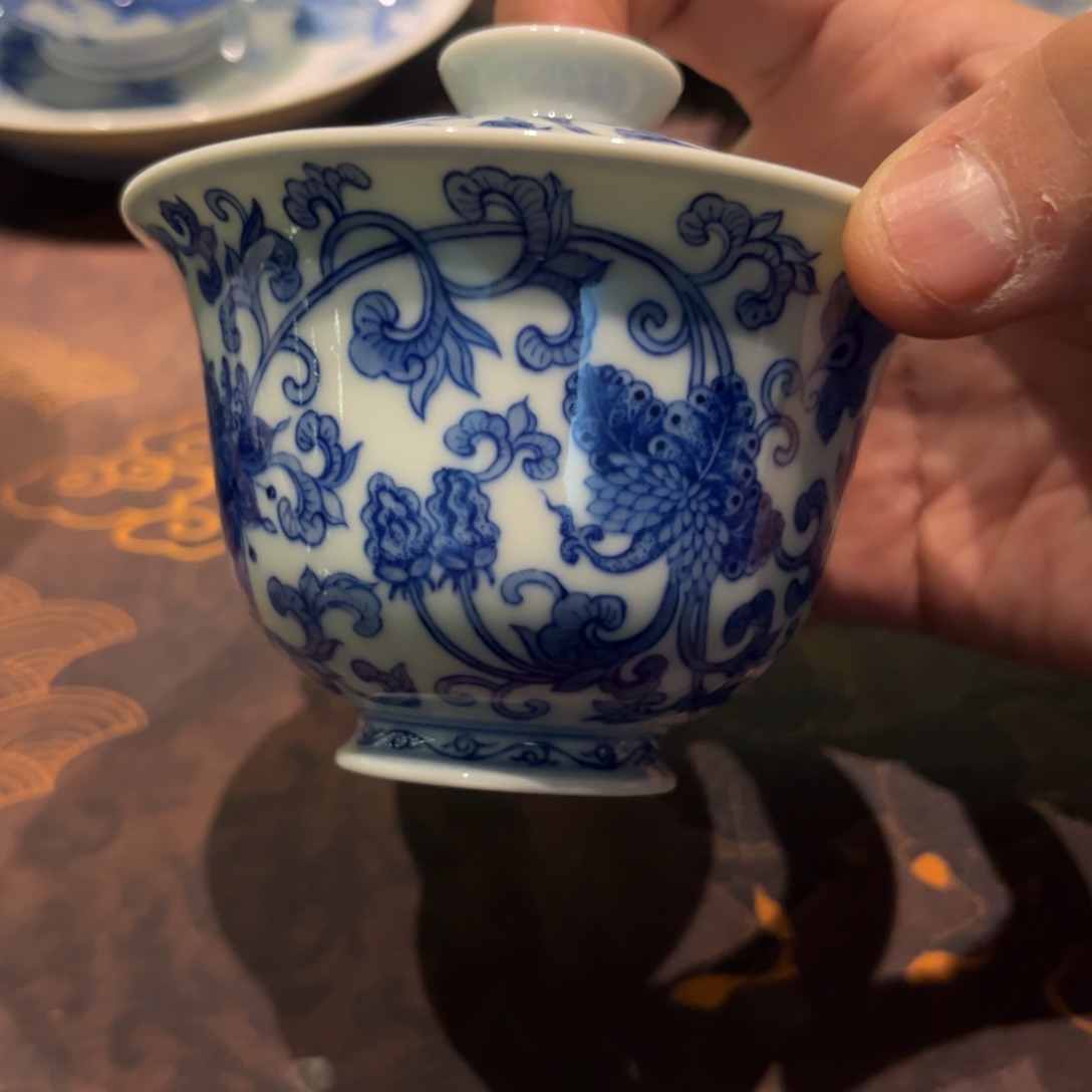 巴**°青花西番莲盖碗一套