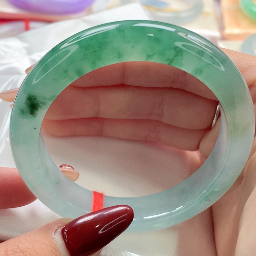 【闪购商品】翡翠手镯未镶嵌葉***?师妹绿野仙踪飘花性价比