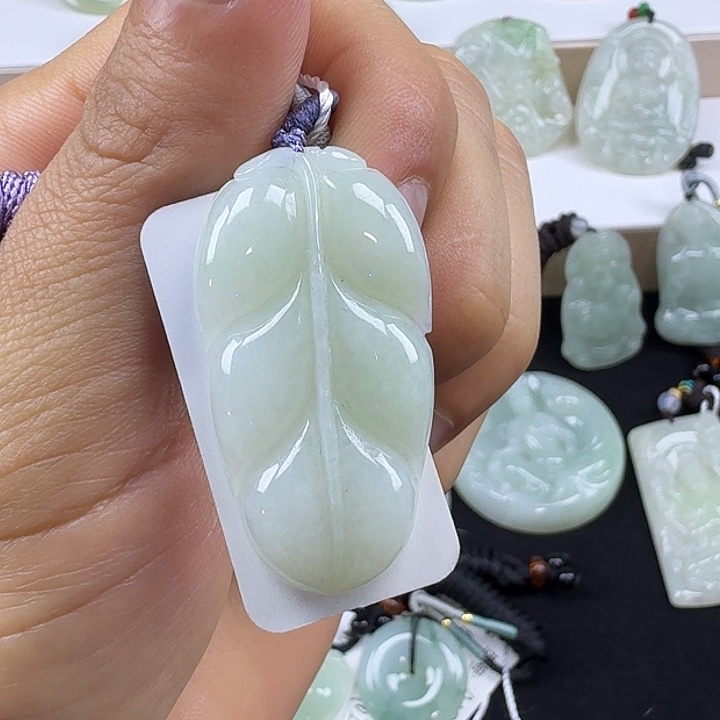 翡翠未镶嵌颈饰天然翡翠