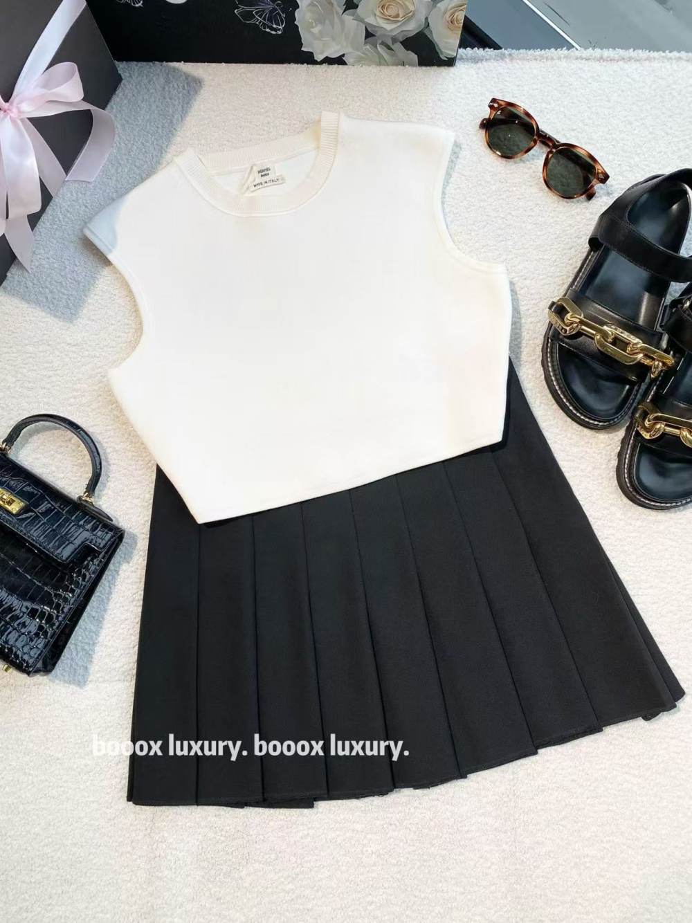 99新 Hermes/爱马仕 aa3797  白色针织背心 38码