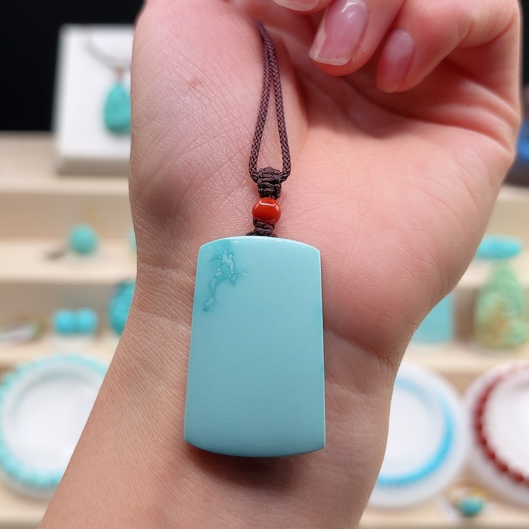 绿松石配饰未镶嵌