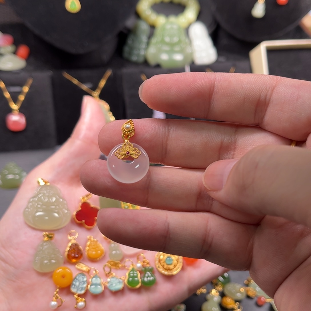 玛瑙/玉髓颈饰银S925镶嵌