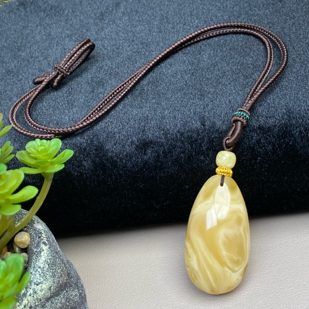 14.86克50×27.2×18.6天然俄料浓蜡妖花蜜蜡水滴无事牌平安扣藏扣