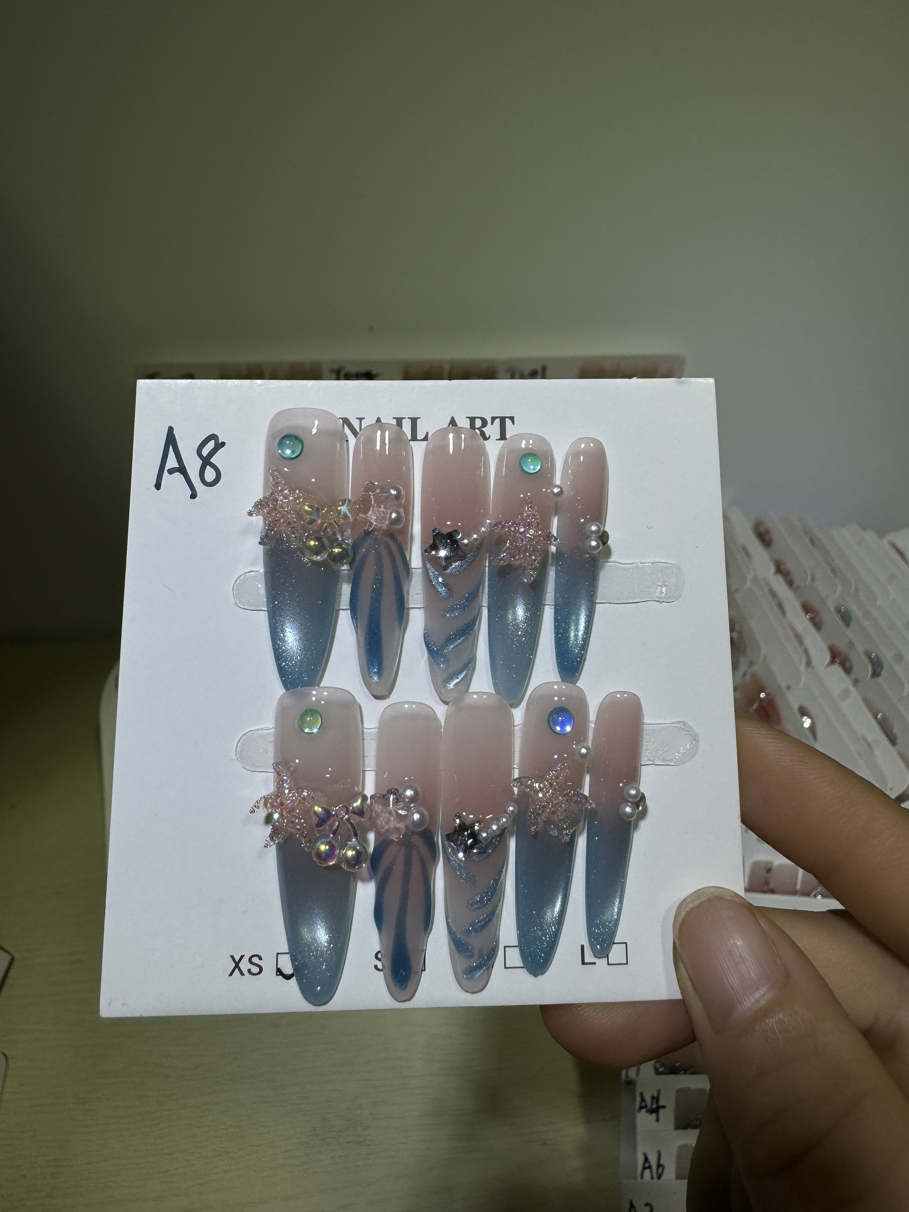 三单飞一单一付No退No换简约纯欲闪钻手工定制穿戴甲可重复佩戴