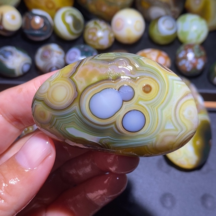 未镶嵌玛瑙/玉髓珠宝半成品115