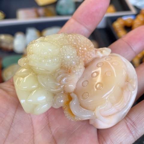 【闪购商品】石英质玉（黄龙玉）颈饰未镶嵌